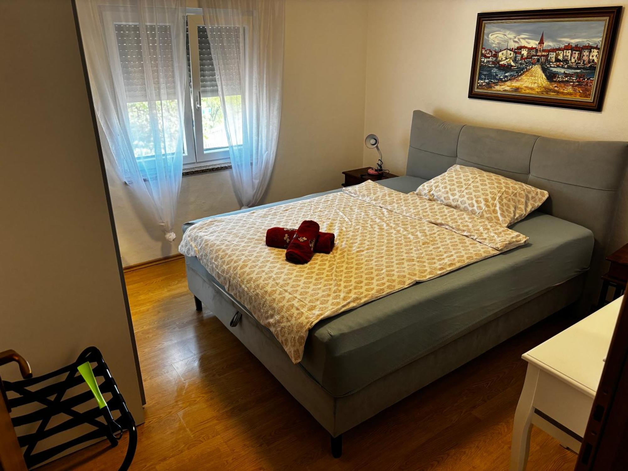 Apartmani Rozi อูมัค ภายนอก รูปภาพ