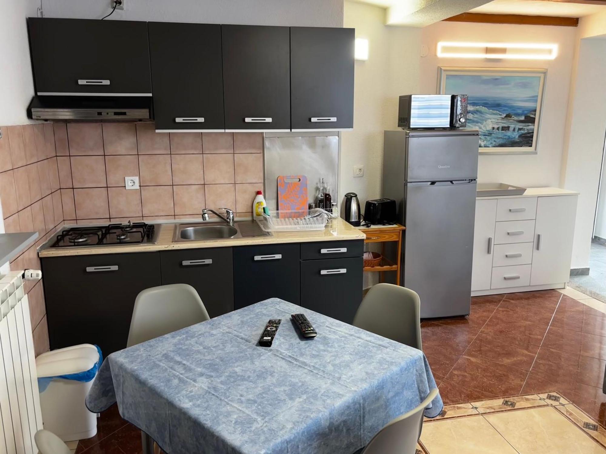 Apartmani Rozi อูมัค ภายนอก รูปภาพ